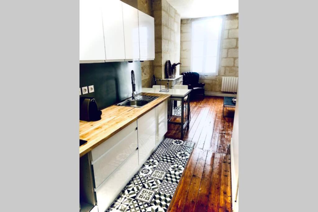 Au Coeur De Libourne Appartement Buitenkant foto